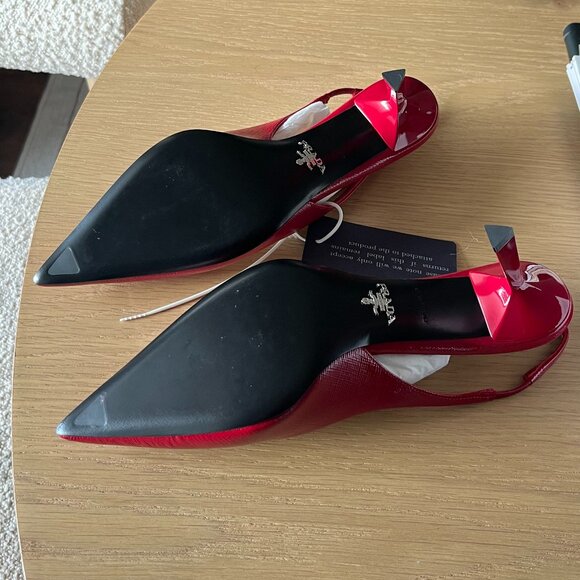 Prada triangle-logo leather slingback pumps - Picture 2 of 6